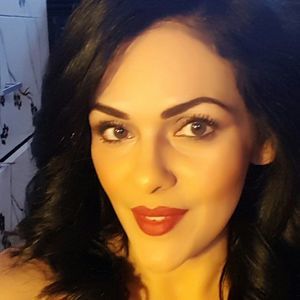 Meet your Posher, Monica